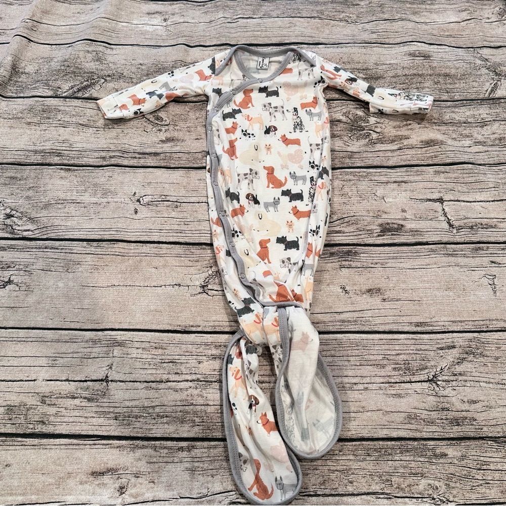 Copper Pearl Dog Print Newborn Knotted Gown Size 0-3